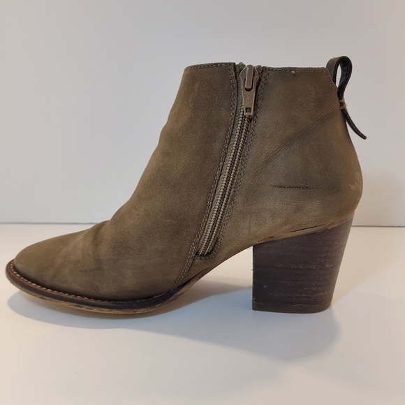 Blondo Nivada Waterproof Boots - Picture 5 of 13